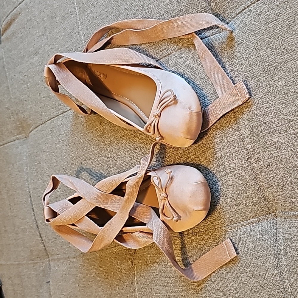 Mossimo blush pink ballet flats size 7